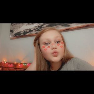 Meet your Posher, Carmin